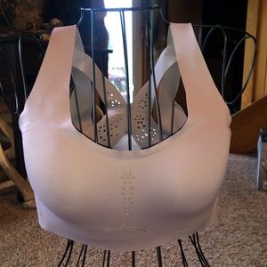 Victorias sport, sports bra // size 32D